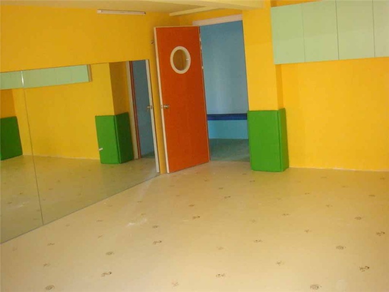 舞蹈地板搭建材料產品選擇十分重要